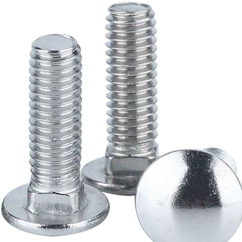 Bolts ຫົວຂອງເຕະບານ