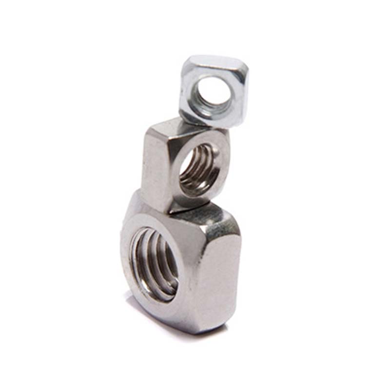 ເມັດສີ່ຫລ່ຽມຢູ່ແຄມ